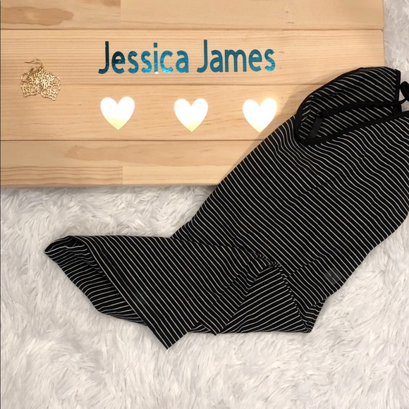 🚨LOWEST PRICE 🚨 Express Best Loved Cami - Picture 4 of 6